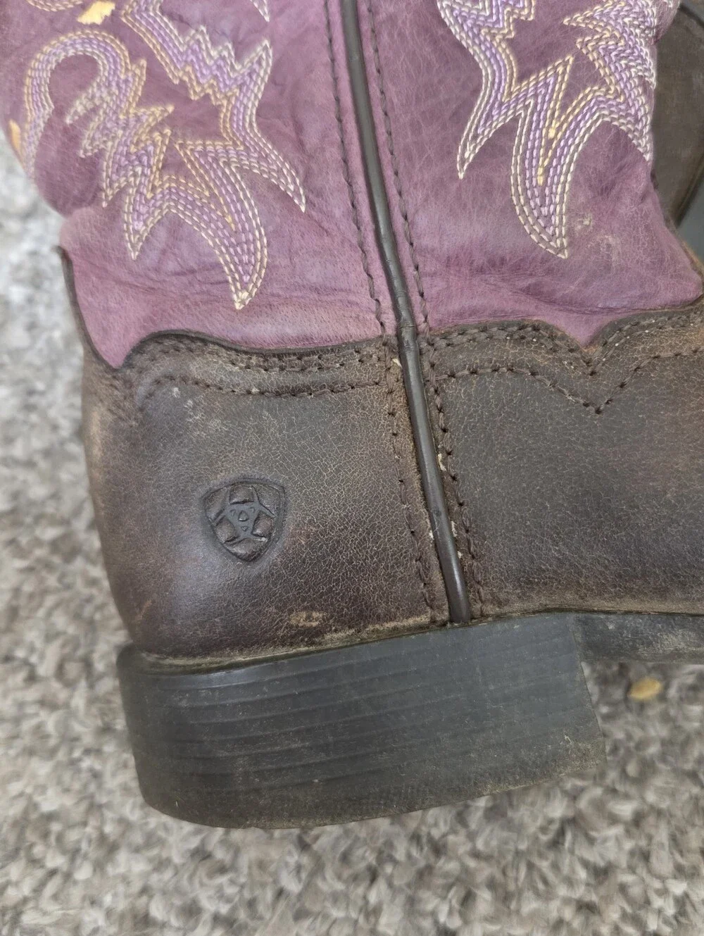 Ariat 'Tombstone' Boots Youth Kids Size 1 Square Toe Cowboy Western Plum Purple